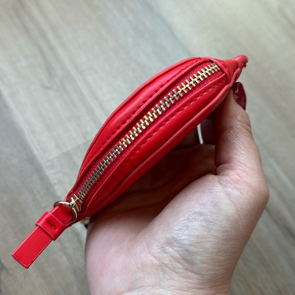 DVF x Target 💋 Red Lips Coin Purse Bag Charm Mini Kiss Diane Von Furstenberg - Picture 4 of 9